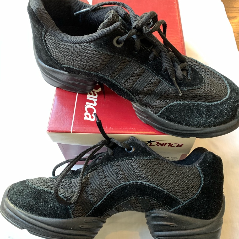 Dance sneaker